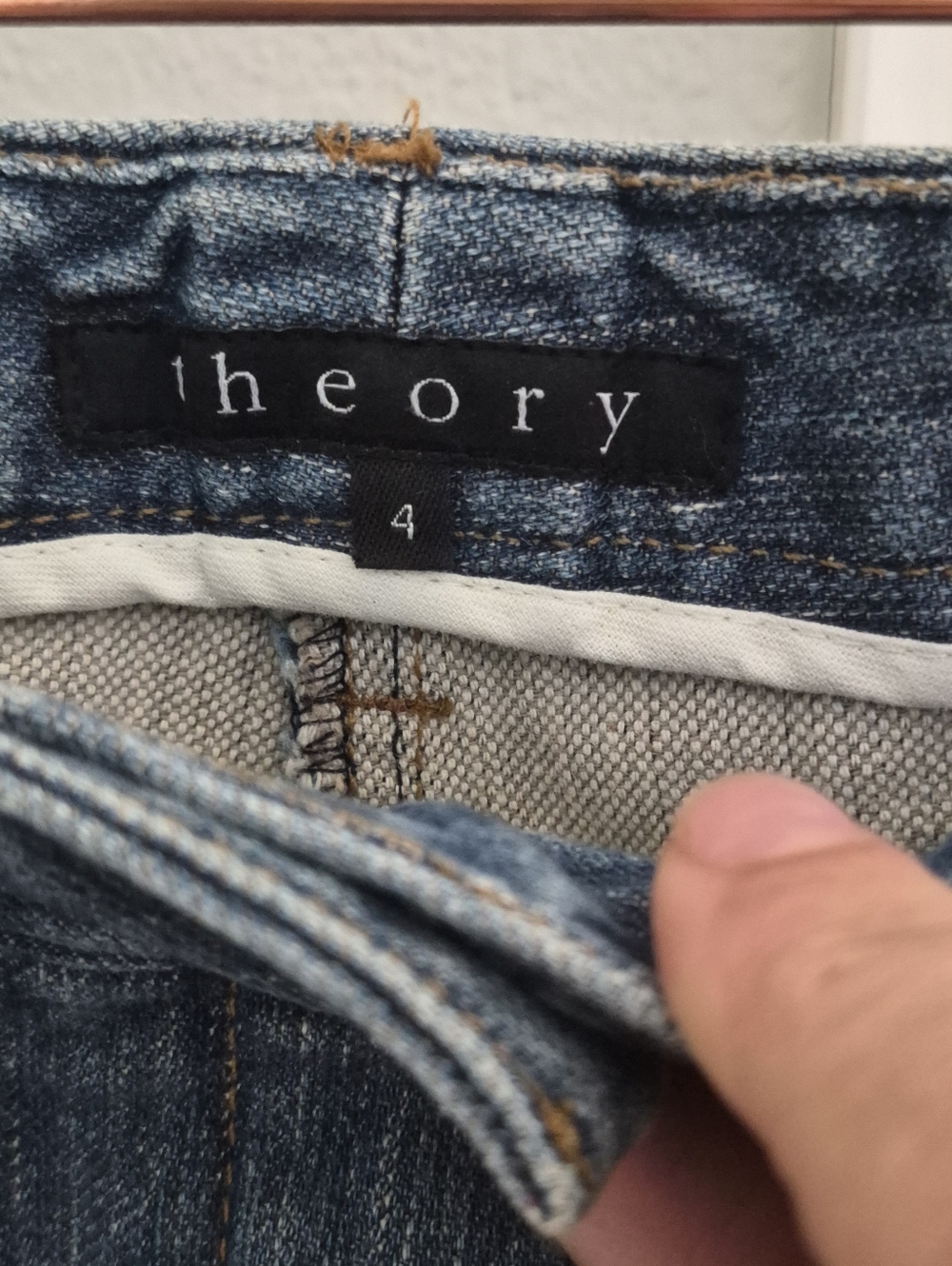 Theory NWT  Capri Wide Leg Jeans Samuel D  Size 4 Womens R.V  $135 - Picture 4 of 11